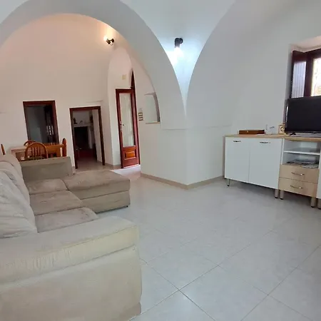 Trulli Delle Rose Puglia And Small Garden Holiday home